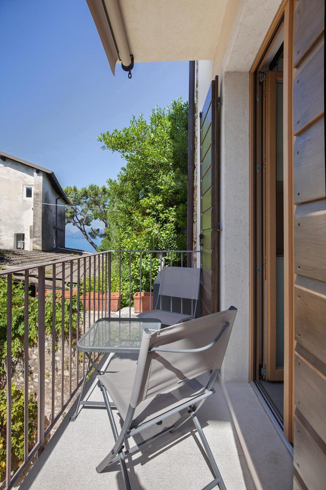 Residenza Vedovelli Aparthotel Torri Del Benaco Exterior foto
