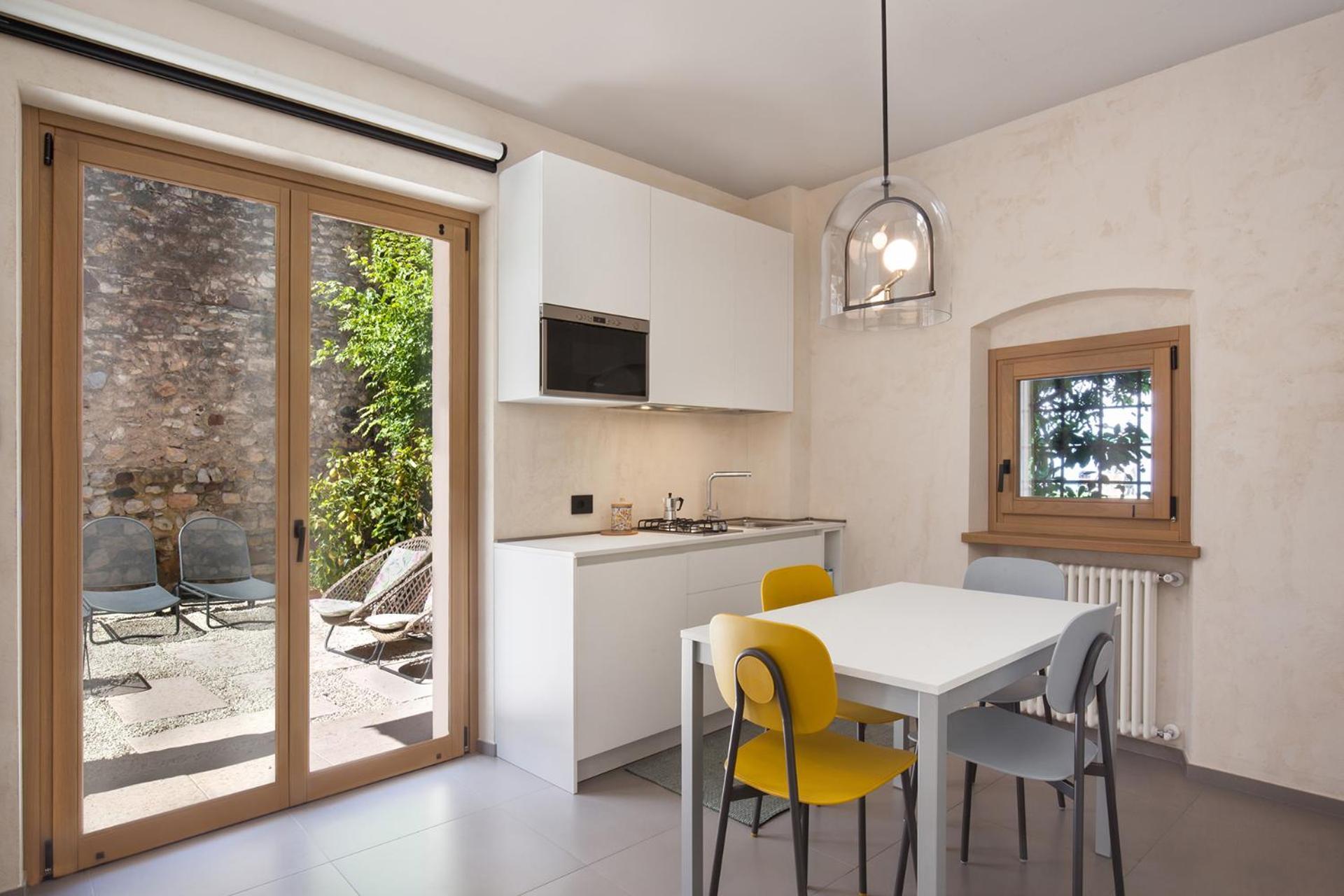 Residenza Vedovelli Aparthotel Torri Del Benaco Exterior foto