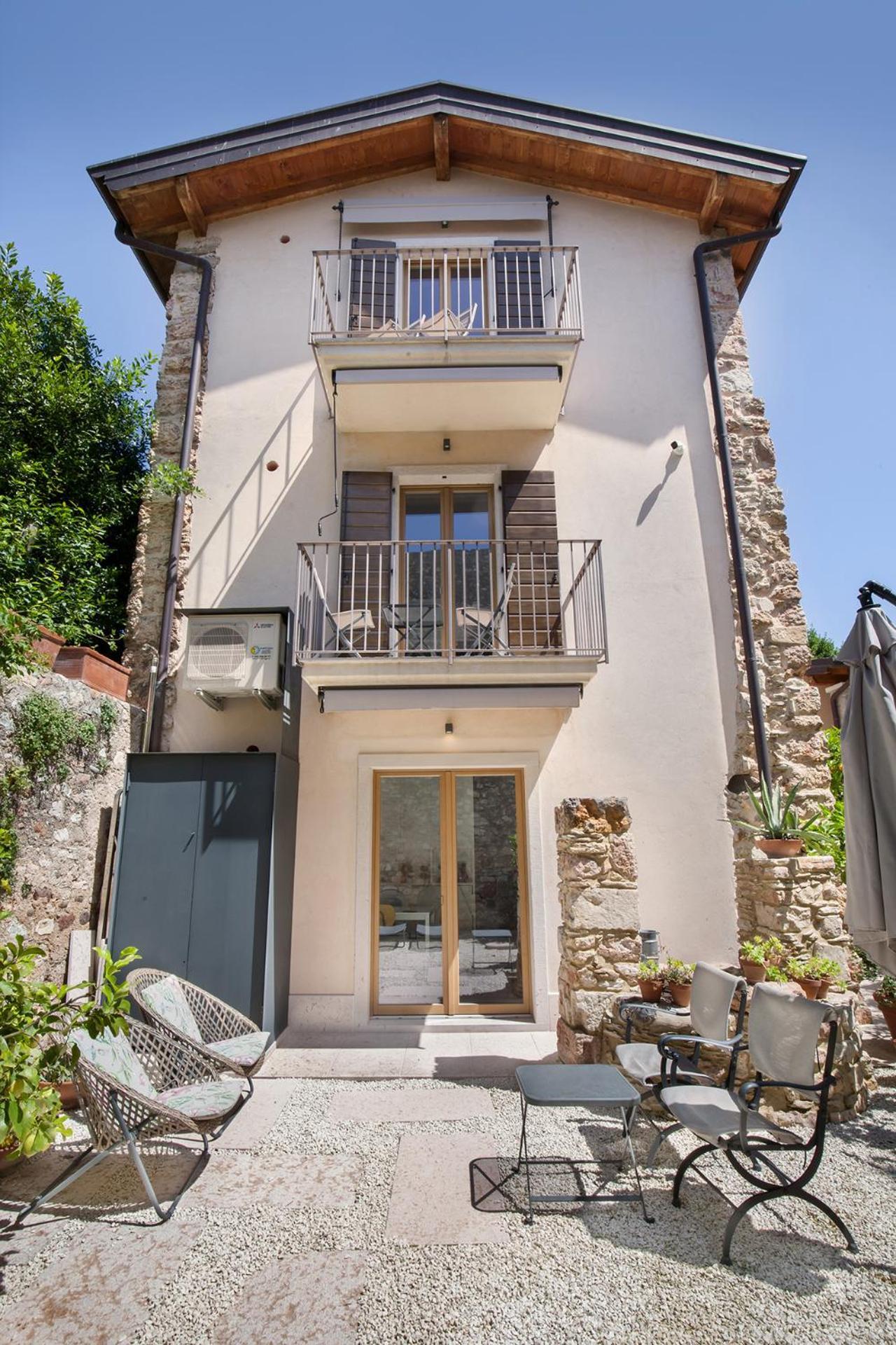Residenza Vedovelli Aparthotel Torri Del Benaco Exterior foto